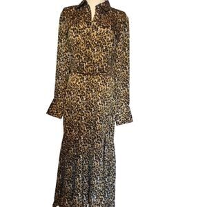 EQUIPMENT Size XS    Animal Print, Long Sleeve, Belted, Midi Shirt Dress.